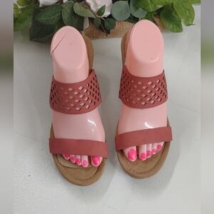 Giani Bernini Tan Cutout Sandals